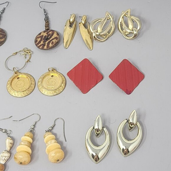 Vintage & Modern Earring Set‎ - Leopard Gold Red Green and More - Picture 2 of 8